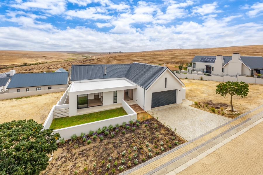5 Bedroom Property for Sale in Mount Royal Golf Estate Western Cape